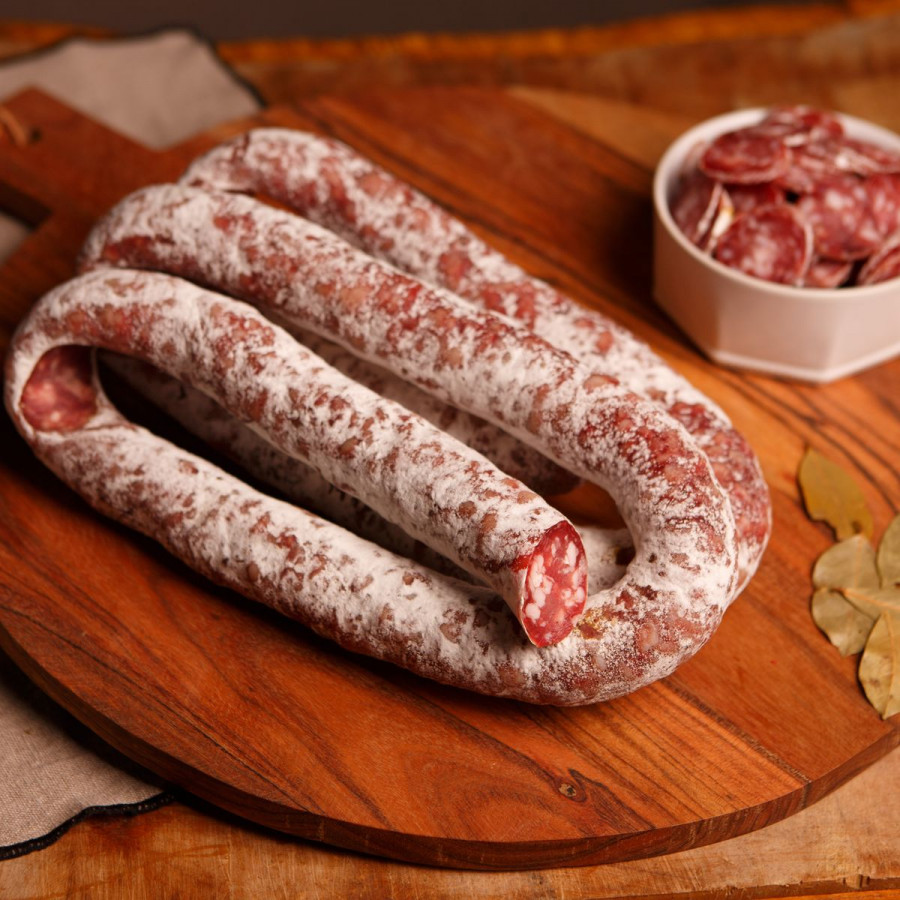 SAUCISSE SECHE A LA PERCHE DE LACAUNE... SAUCISSE SECHE A LA PERCHE DE LACAUNE...